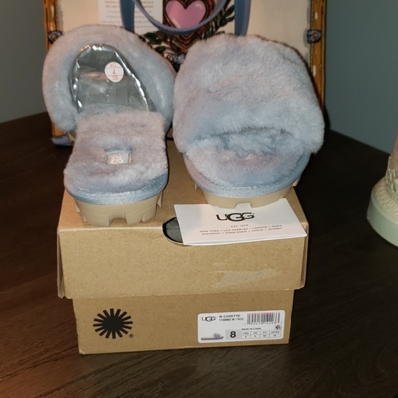 New Ugg Women's Cozette Shearling Slide in Succulent Size 8 - Picture 6 of 8